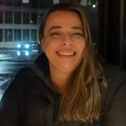 Cláudia Gomes