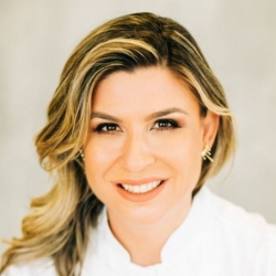 Dra. Letícia Phillippi