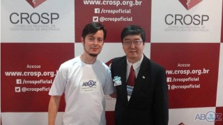 Ação para coleta de assinaturas em favor da ozonioterapia no 32º CIOSP foi um sucesso